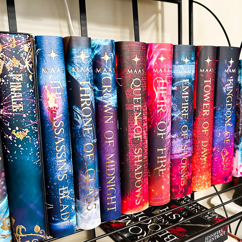 Newly Redesigned Throne of Glass Series by Sarah J Maas